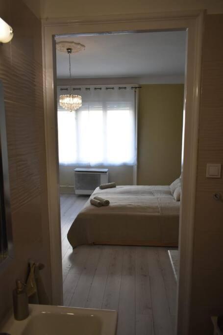 Kenyelmes Lakas Jo Helyen Lägenhet Budapest Exteriör bild
